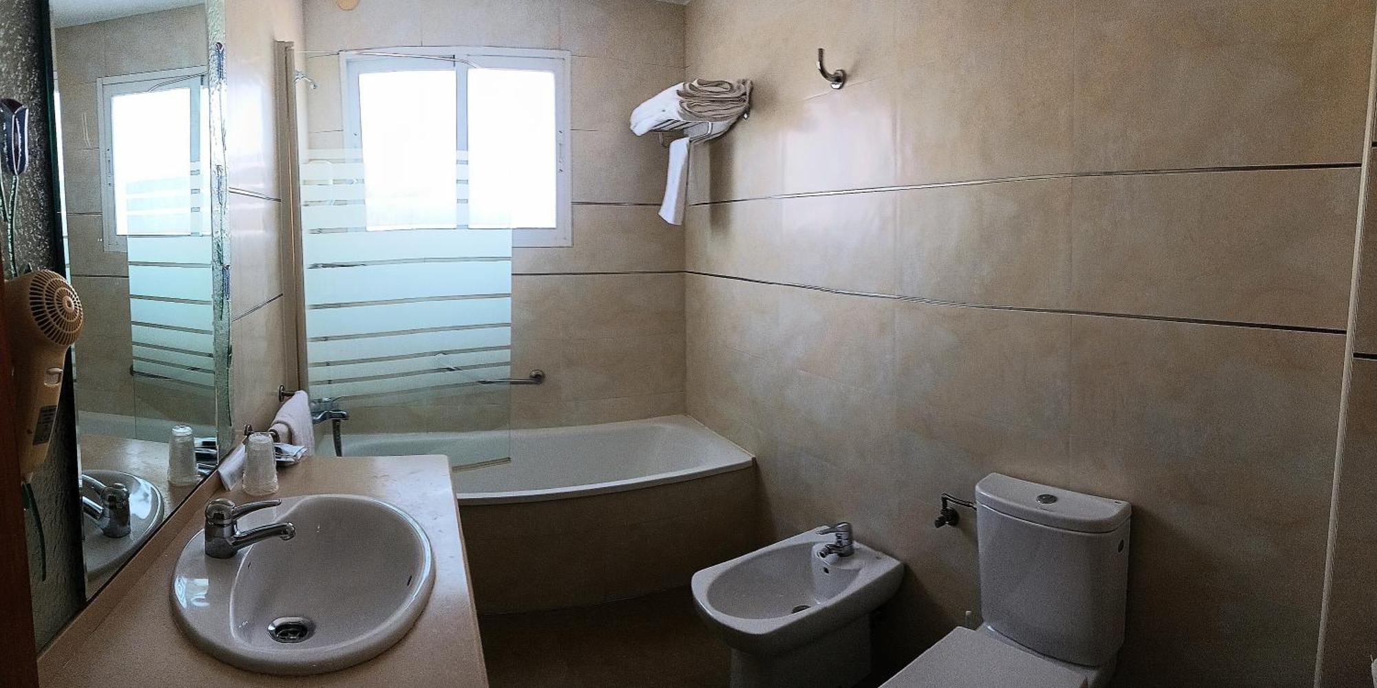 Hostal Real Plasencia Bagian luar foto