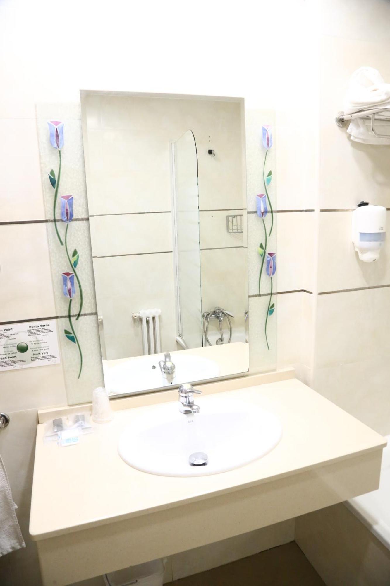 Hostal Real Plasencia Bagian luar foto