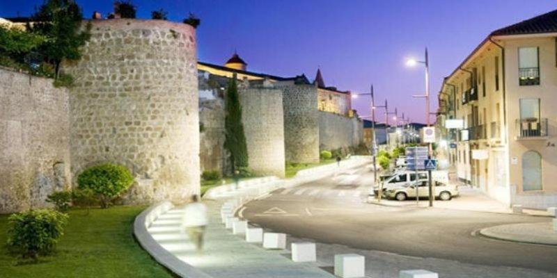 Hostal Real Plasencia Bagian luar foto